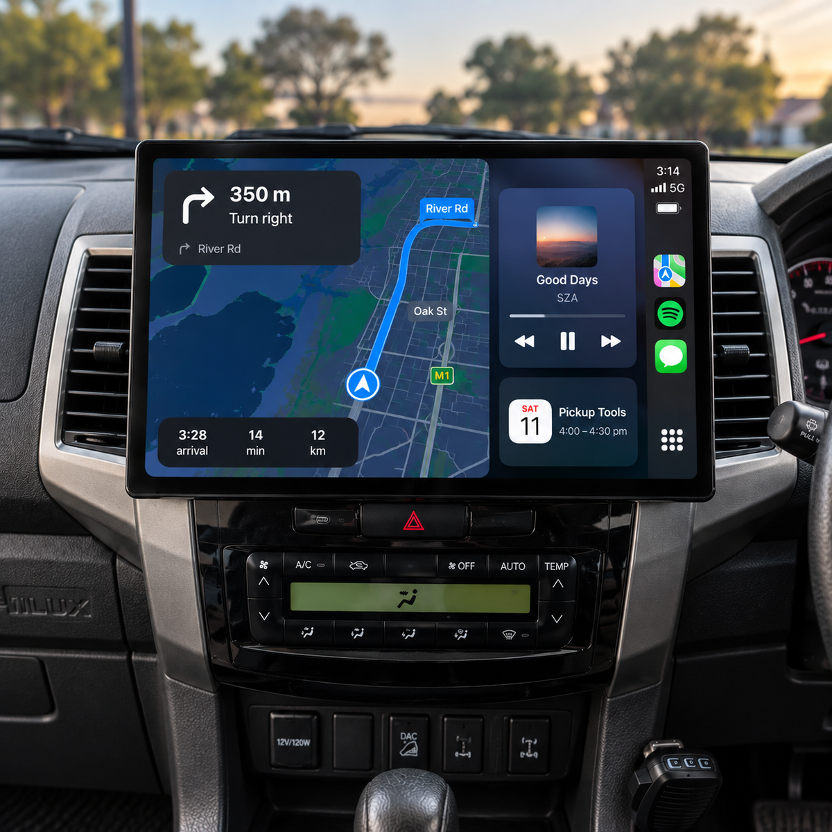 Toyota Hilux N70 2005-2015 13 Inch CarPlay Screen