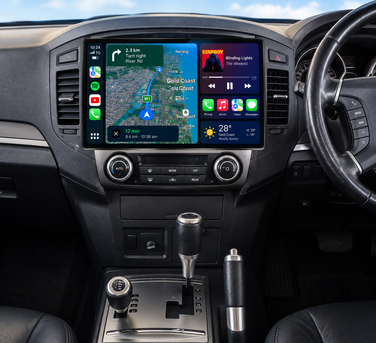 Mitsubishi Pajero 2007-2021 13 Inch CarPlay Screen